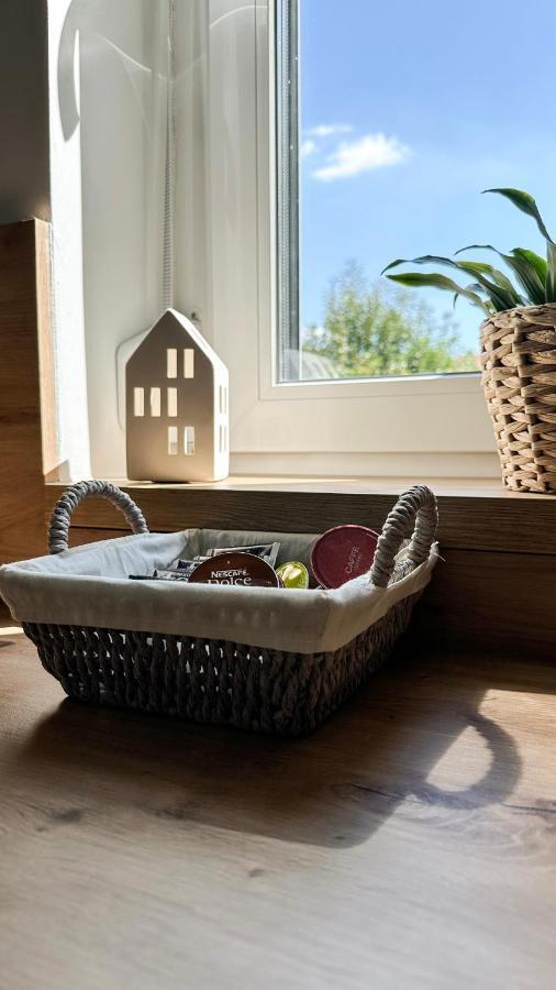 Linden Apartman 002 - Adults Only Mosonmagyaróvár Dış mekan fotoğraf